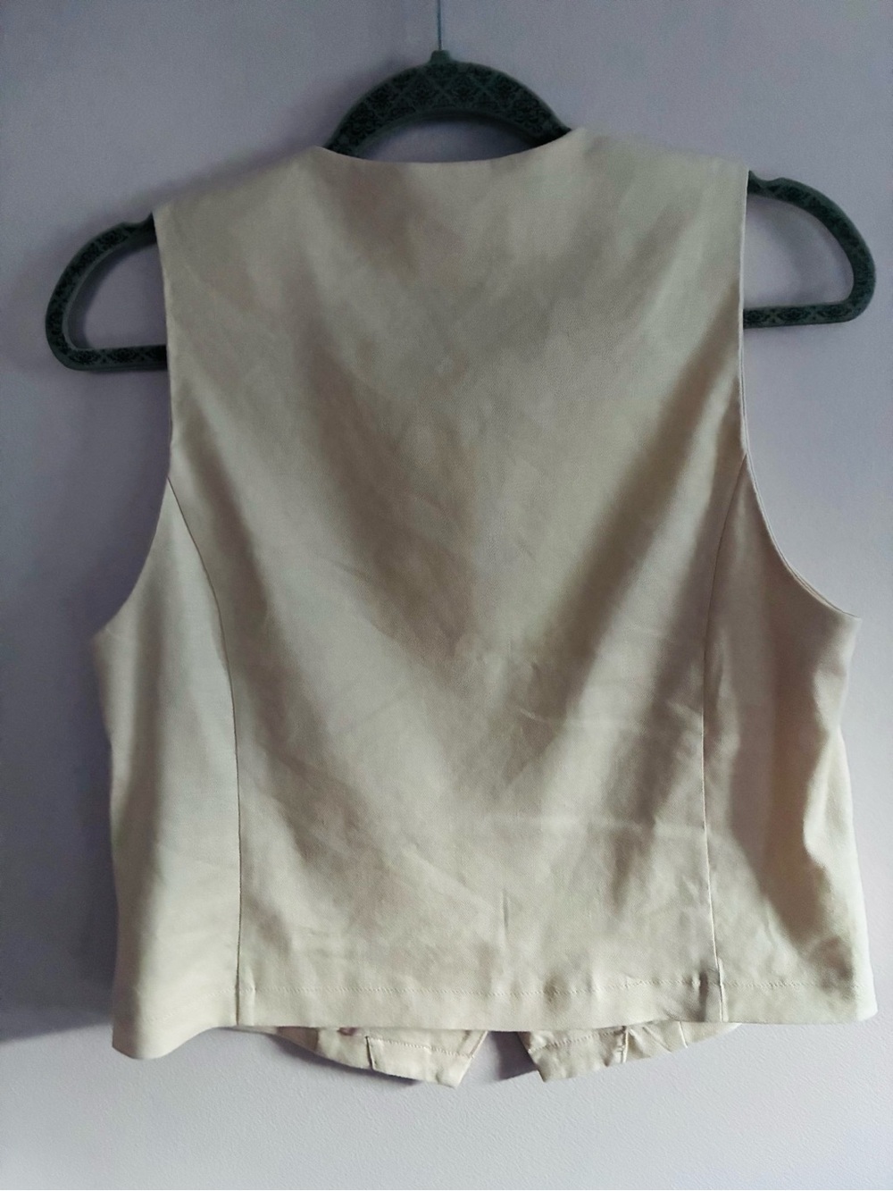 Leona European Stretch Linen Vest - Picture 6 of 12